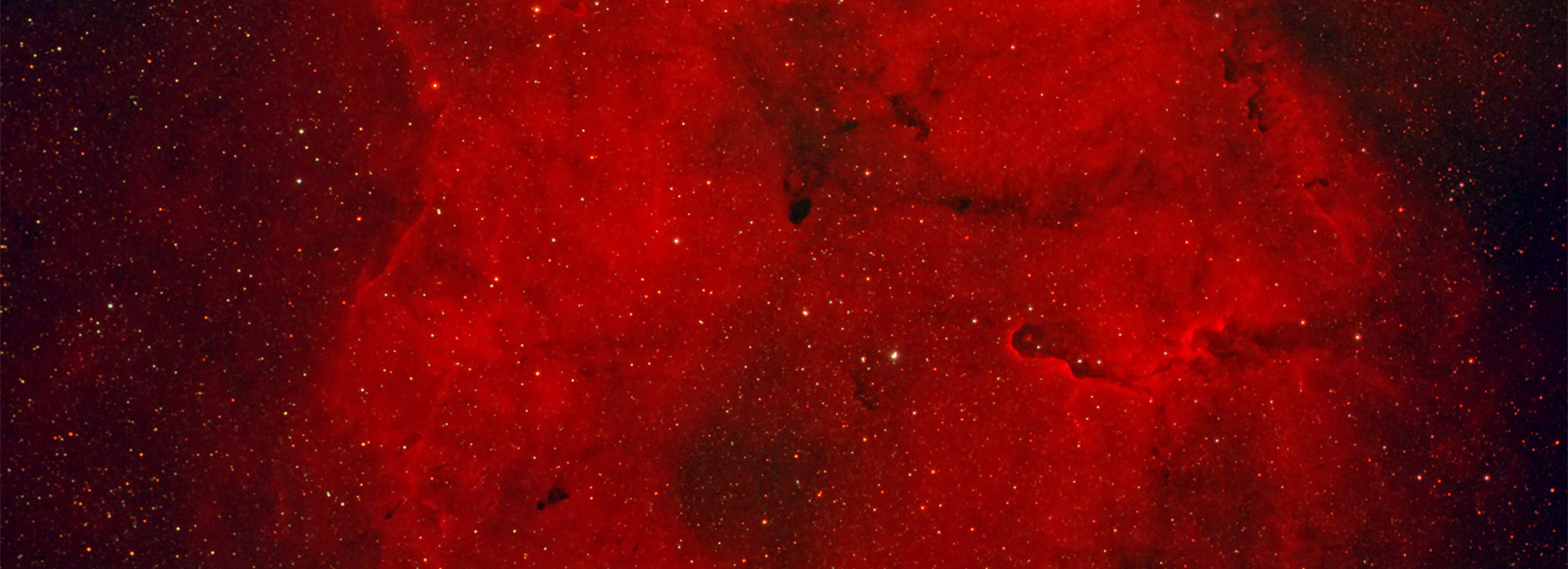 IC1396. ЭМИССИОННАЯ ТУМАННОСТЬ В ЦЕФЕЕ